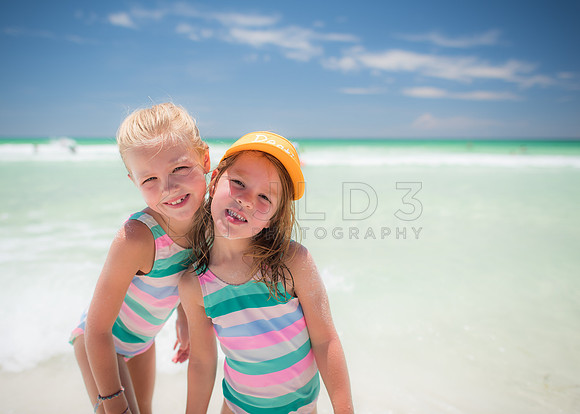 swimsuit sisters